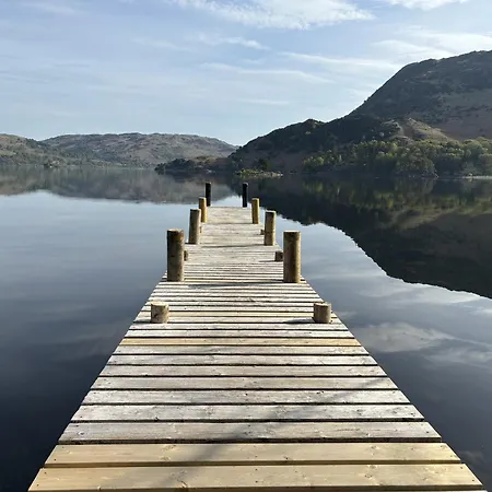 Swirral Edge Nyaraló *